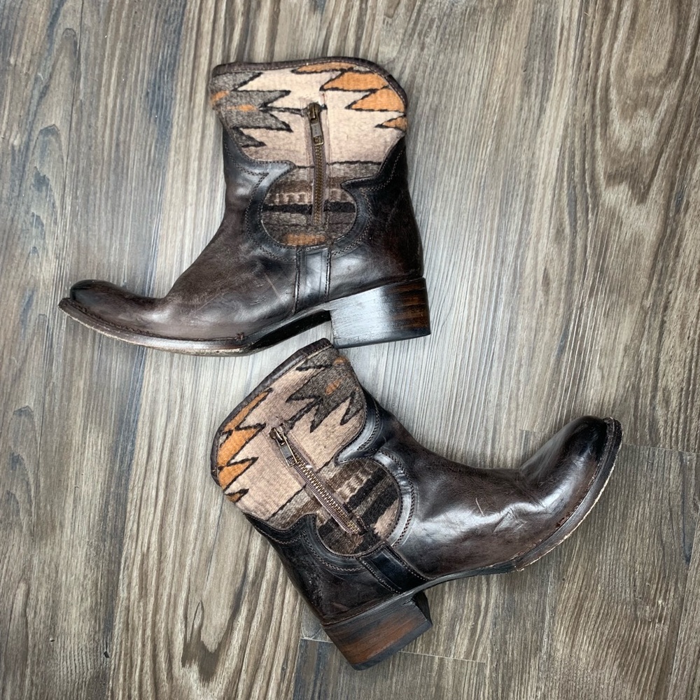 Freebird Size 8 Boots